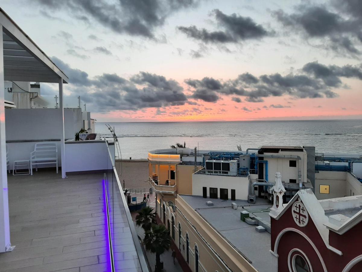 Malibu Canteras Atico 23 Vista Mar - Seaview Penthouse (Adults Only) Лас-Пальмас-де-Гран-Канария Экстерьер фото